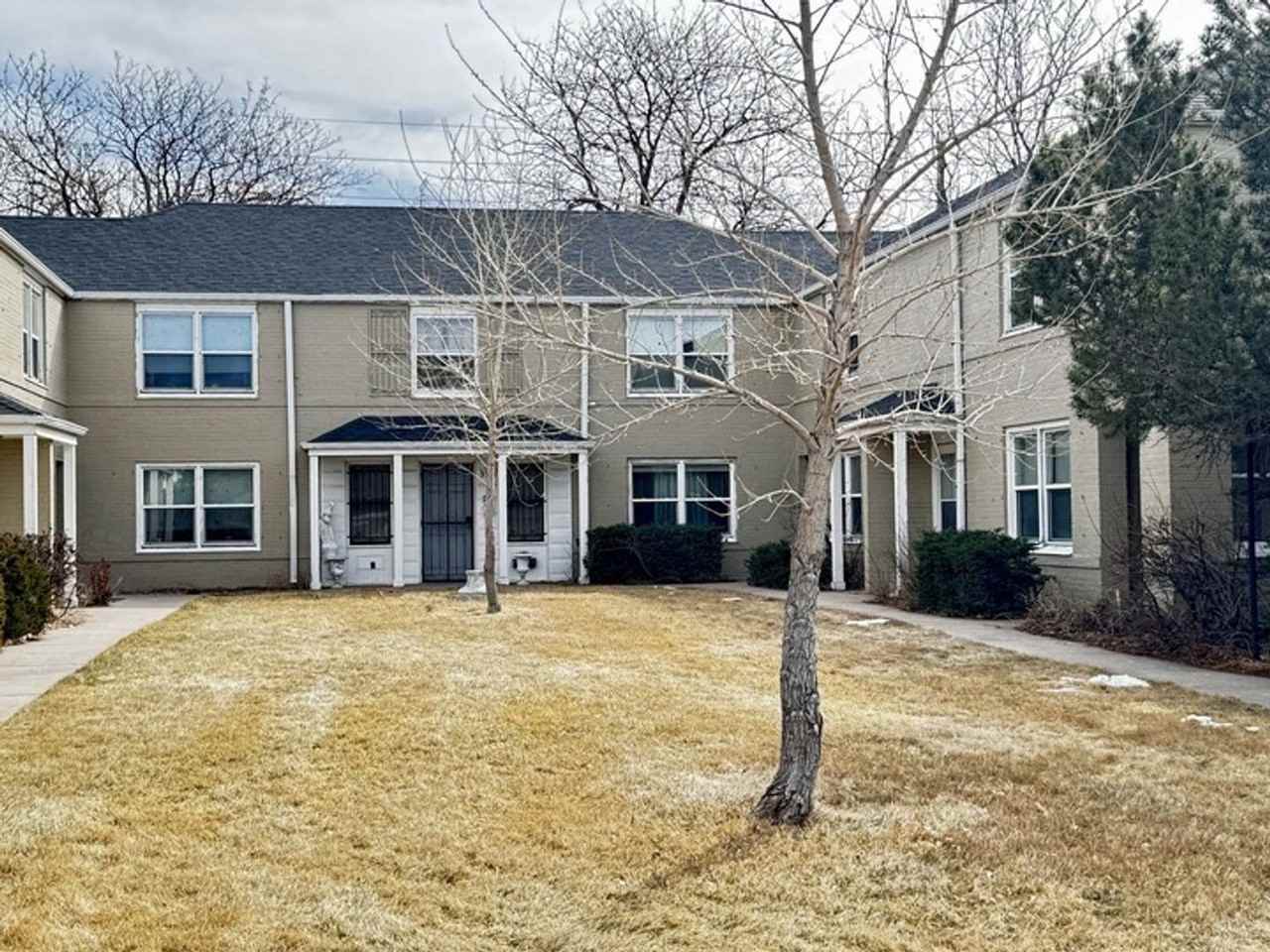 1423 W 4th Ave - Photo 2 of 5