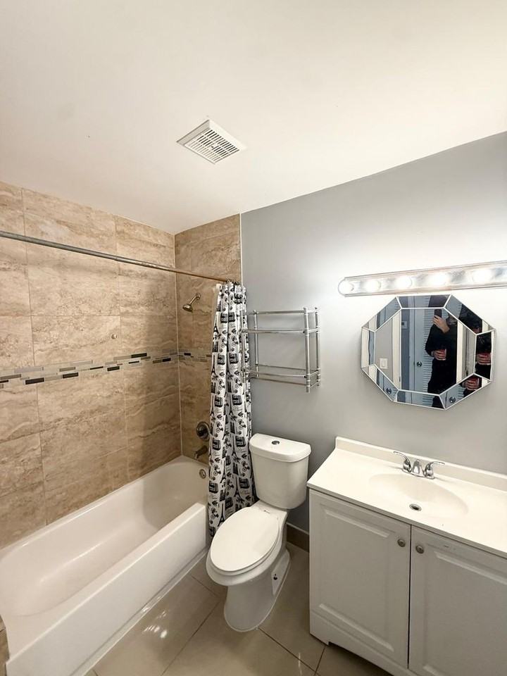 Kravich - 170 NW 204 St - Photo 7 of 8