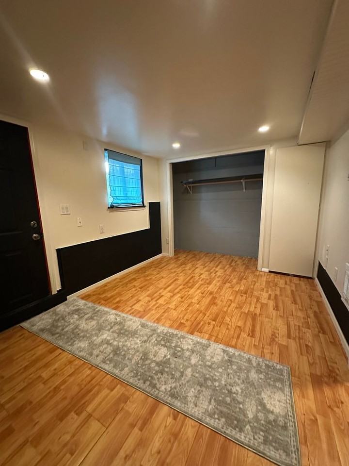 6213 Commercial Ave - Photo 5 of 15