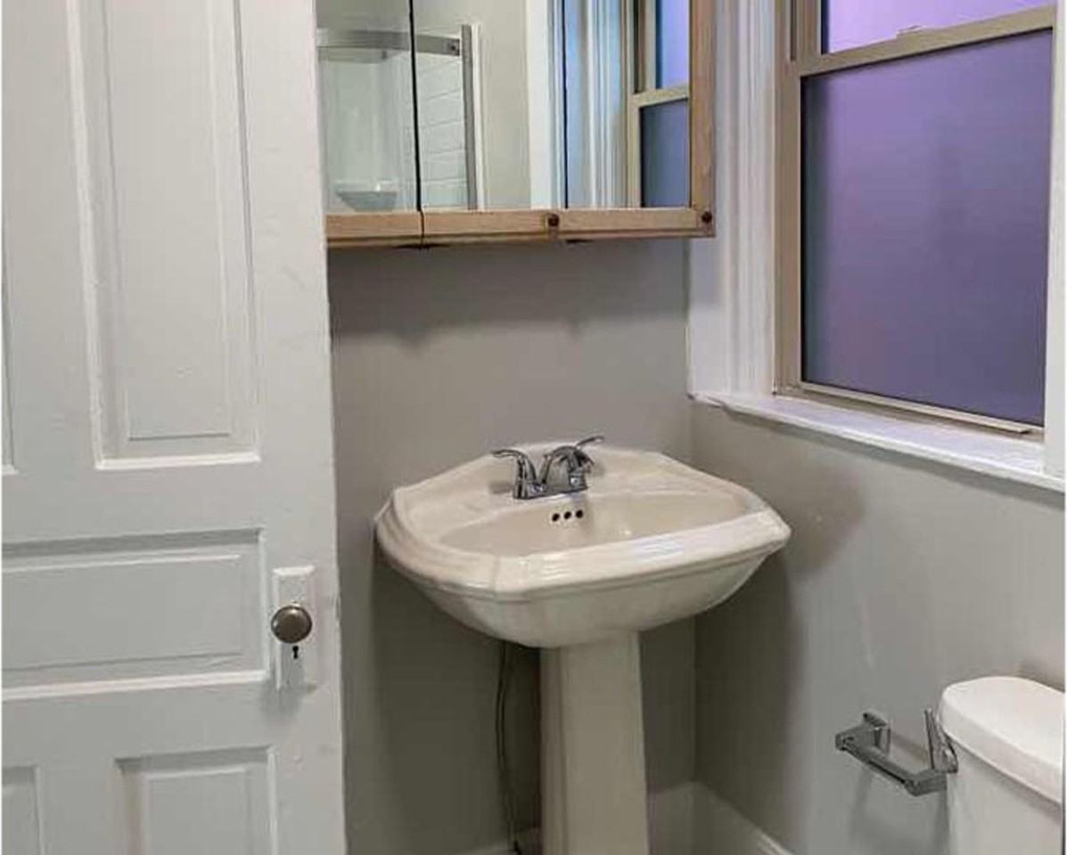 2819 Glendora Ave - Photo 5 of 14