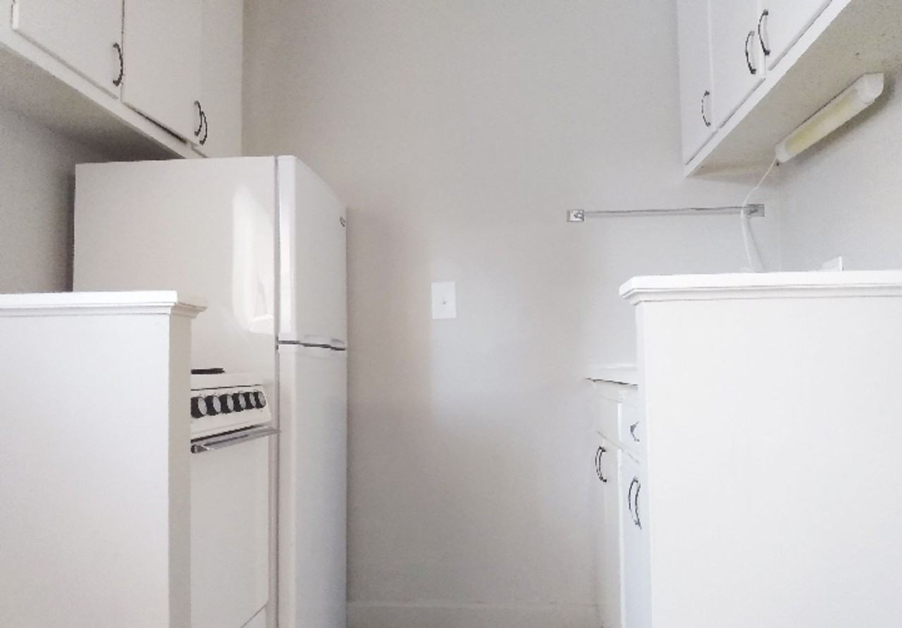 Senator Place - Photo 2 of 18