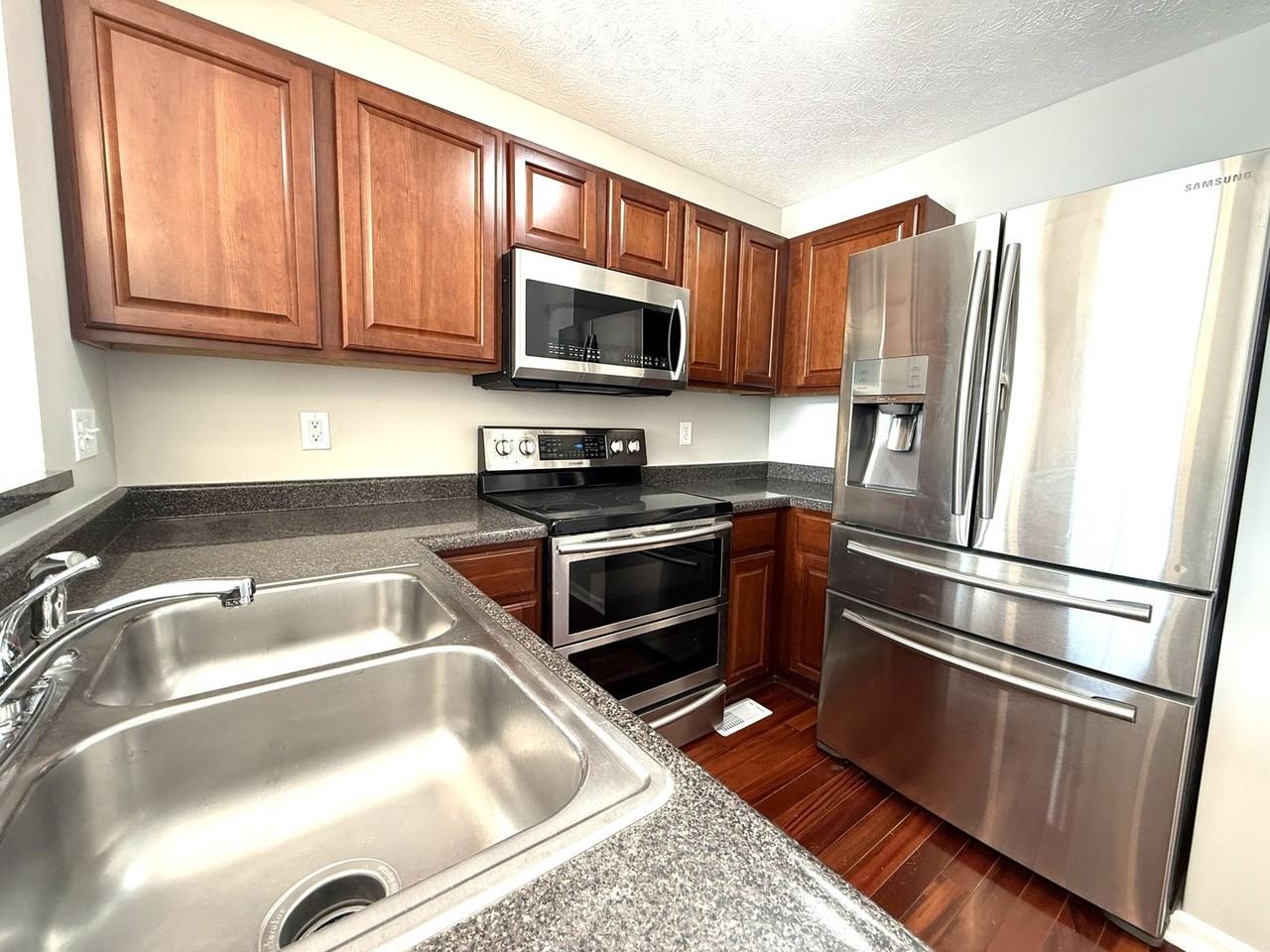 8326 Arbor Meadow Way - Photo 7 of 24