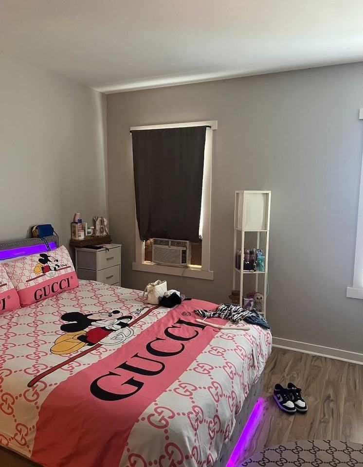 1917 W Madison St - Photo 5 of 14