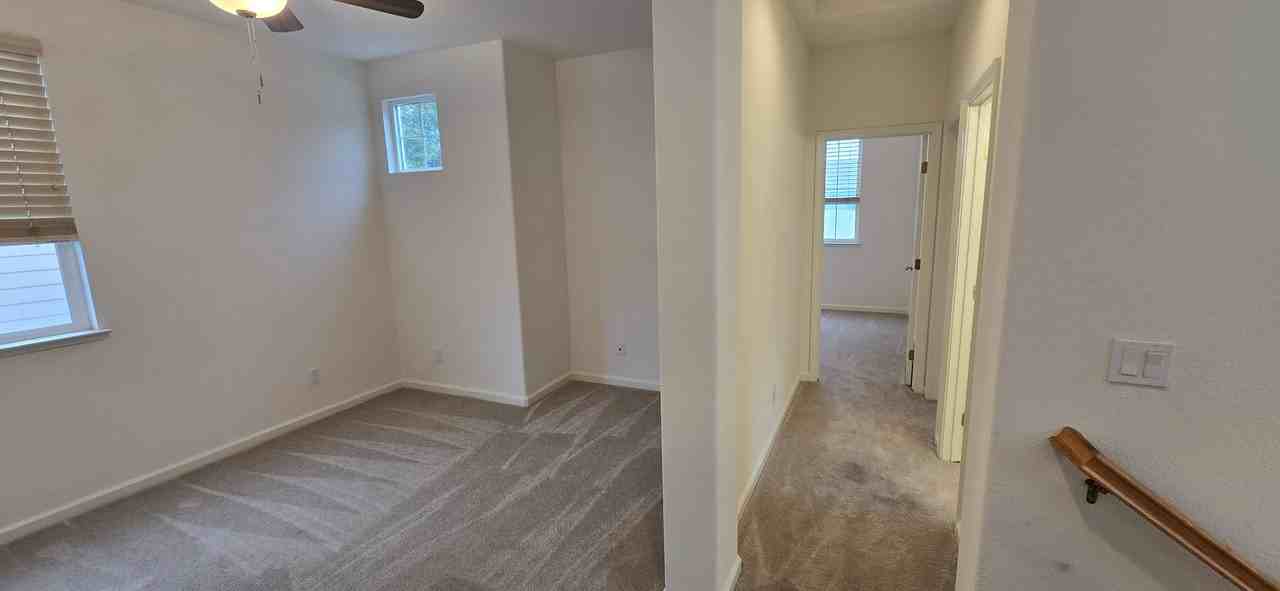 2512 Bickford Cir - Photo 5 of 35