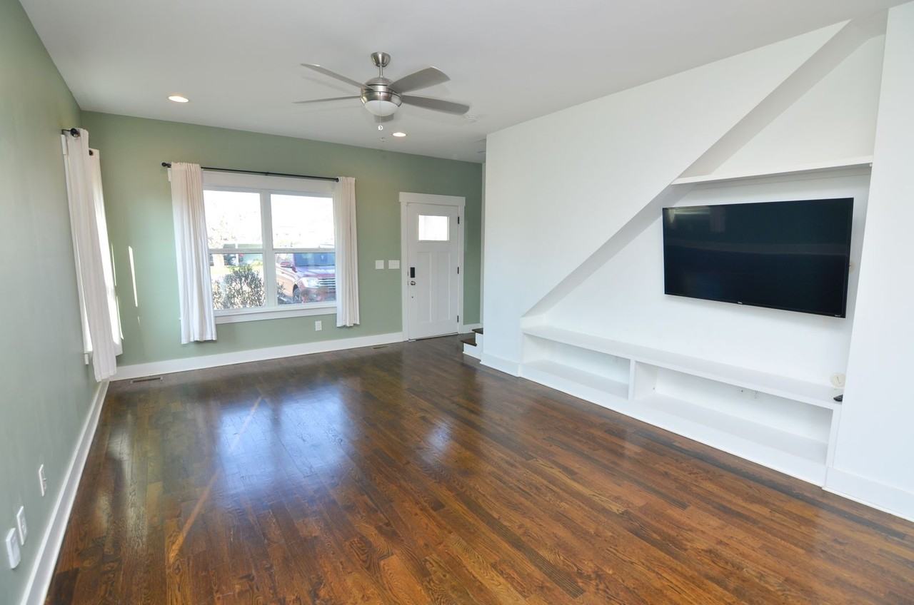 1402A Otay St - Photo 5 of 34