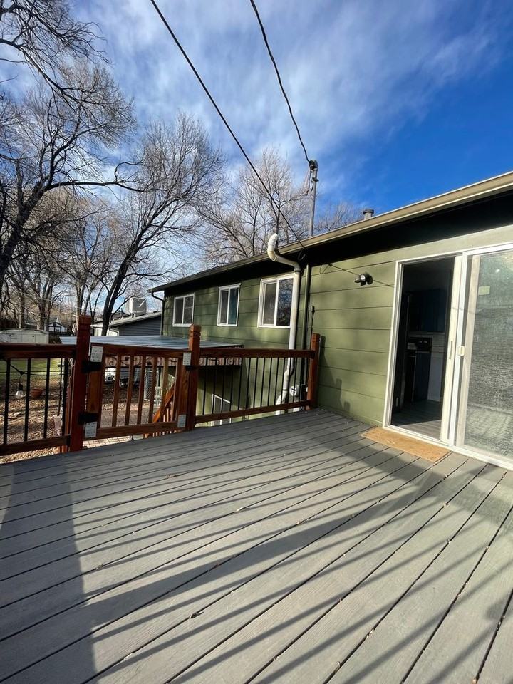 1556 Chadwick Dr - Photo 5 of 19