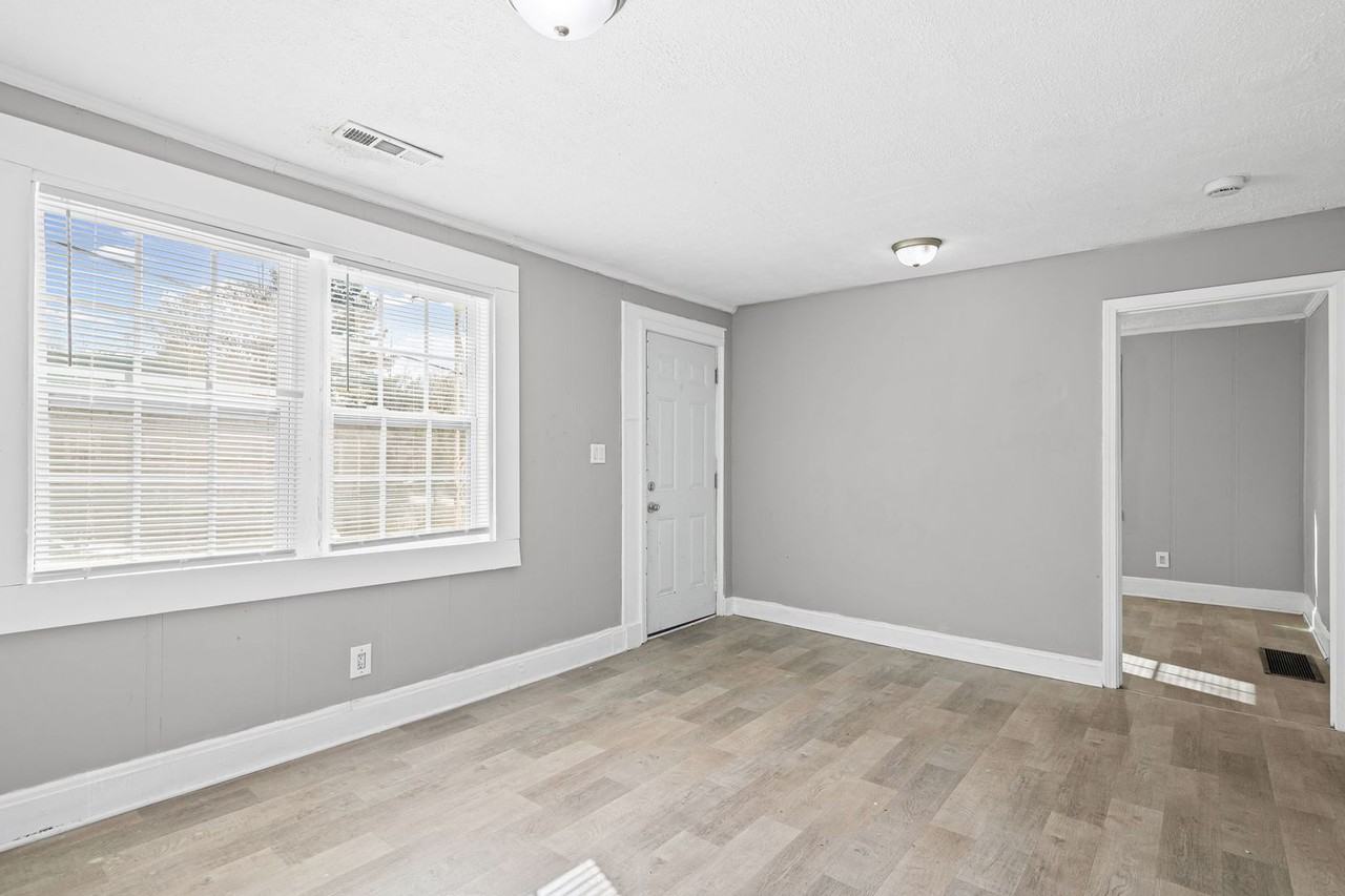 1971 Detroit Ave Nw - Photo 5 of 27