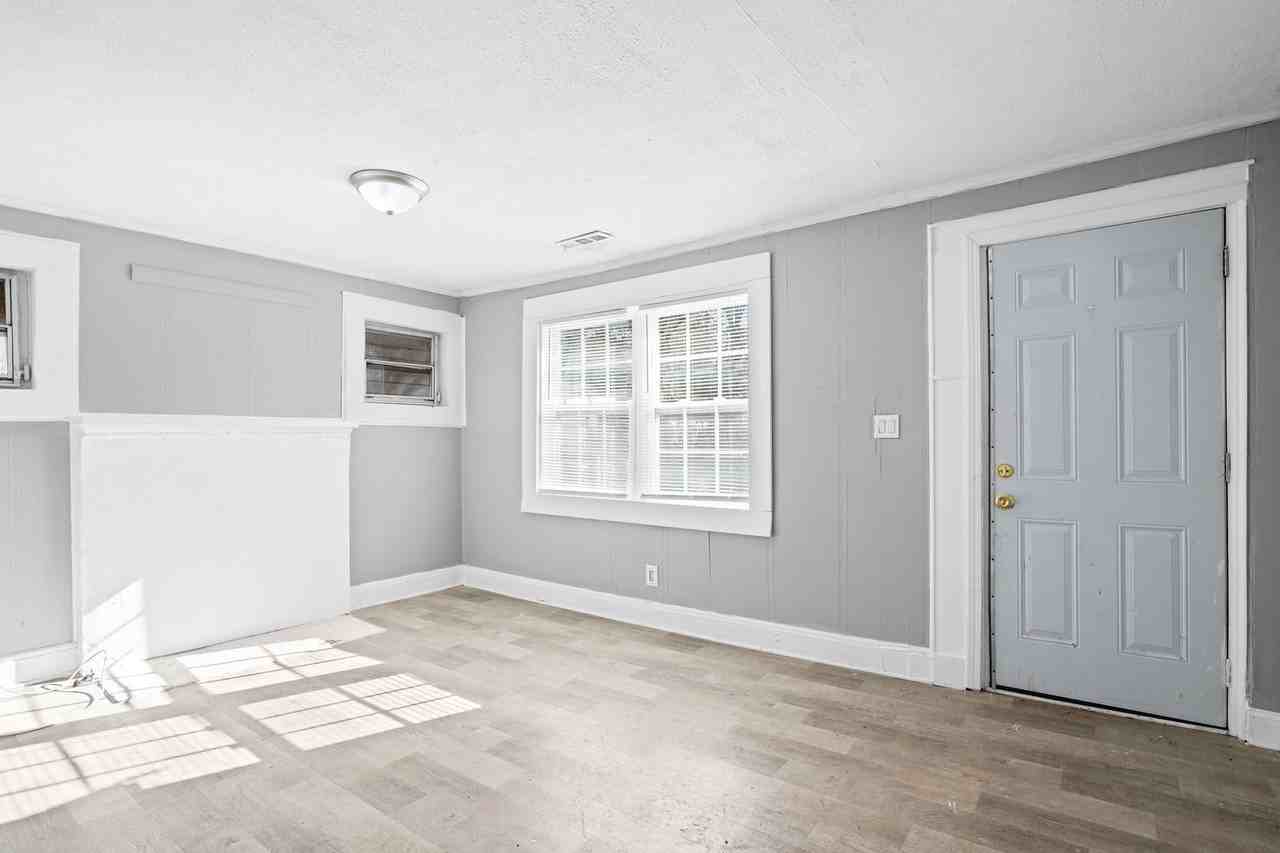 1971 Detroit Ave Nw - Photo 7 of 27