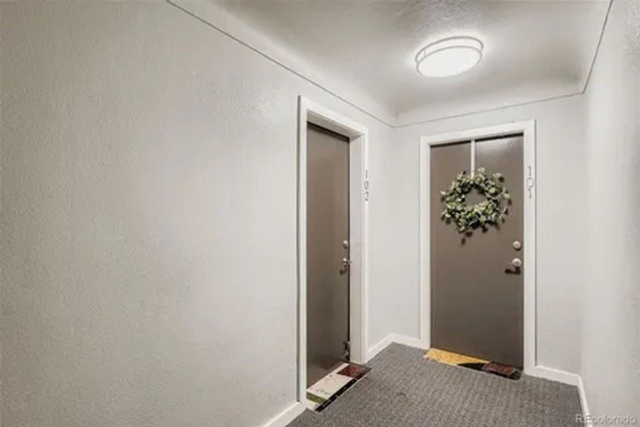 636 N Washington St - Photo 2 of 25