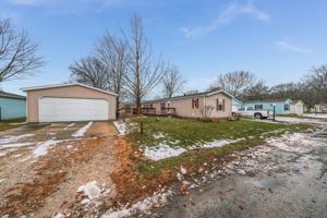 featured image of 231 Apple Tree Dr
