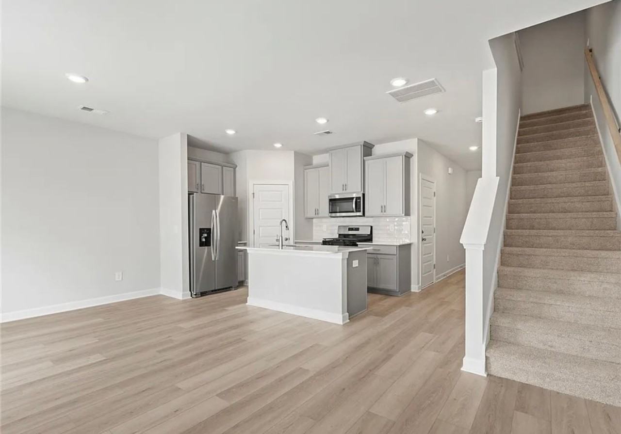 114 Arrow Ct - Photo 4 of 23