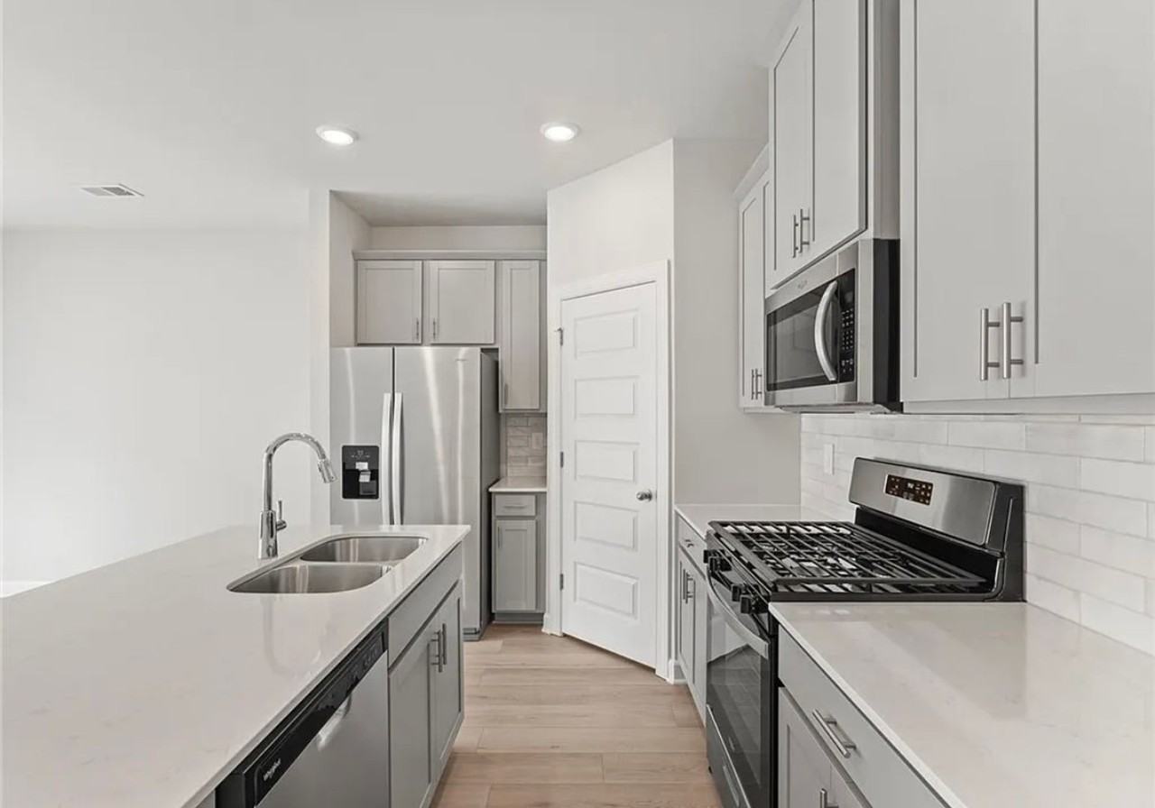 114 Arrow Ct - Photo 7 of 23