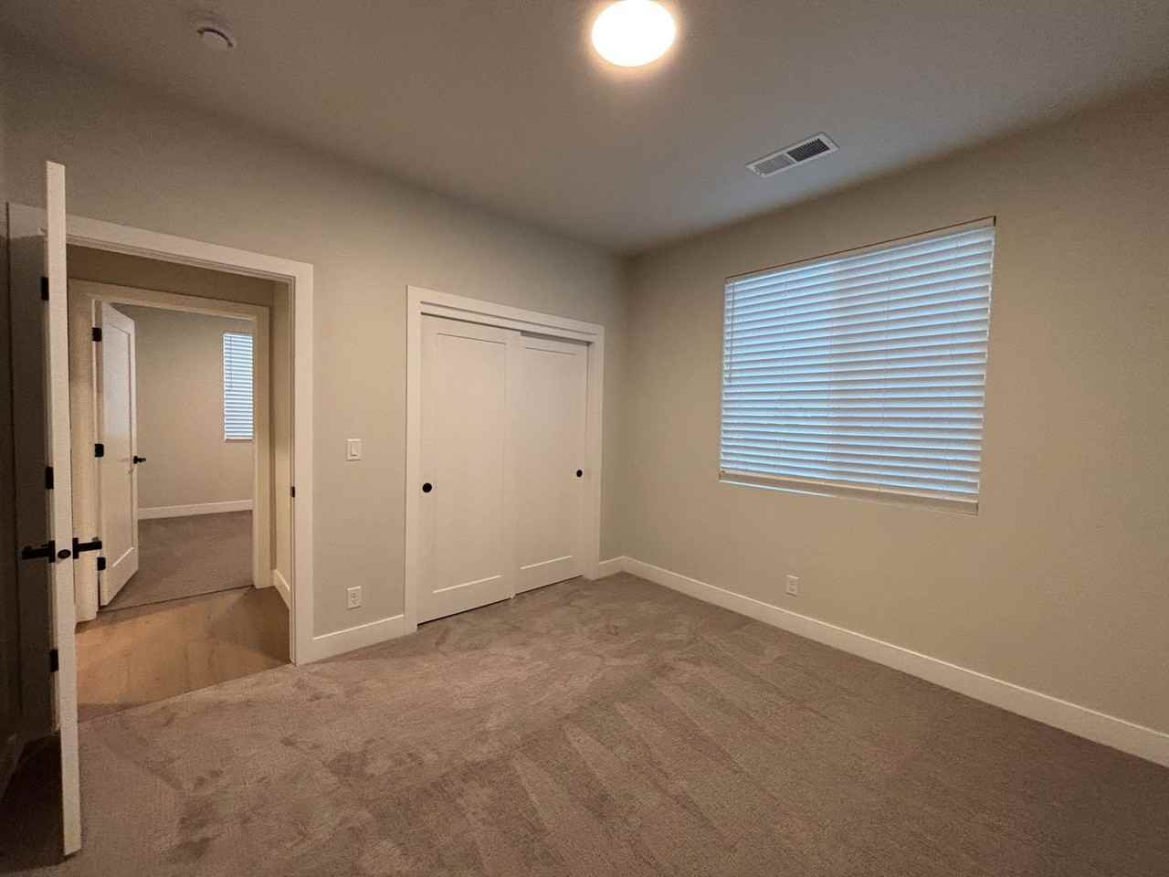 3968 E Fossil Way - Photo 6 of 32