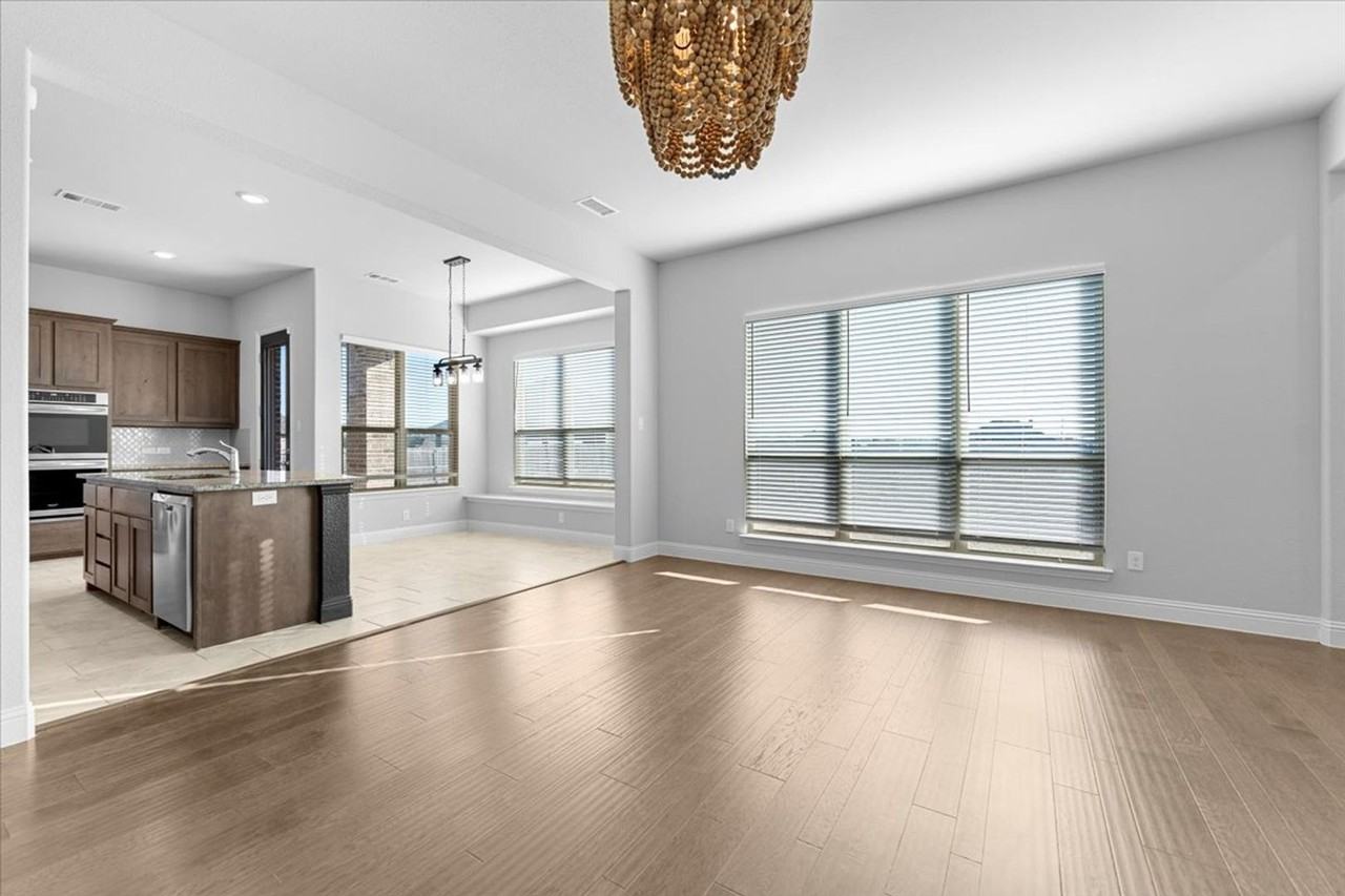 6320 6320 Starr Drive - 6320 Starr Drive - Photo 5 of 40