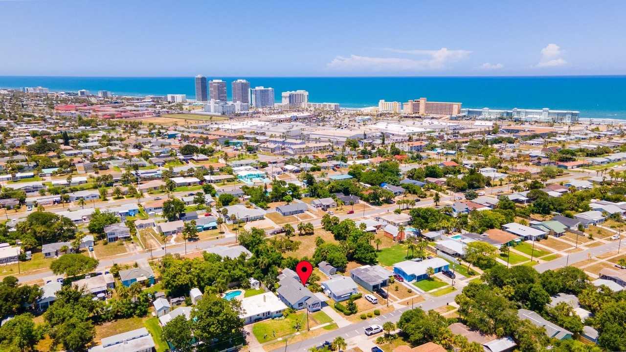 229 Woodland Ave - Photo 3 of 29