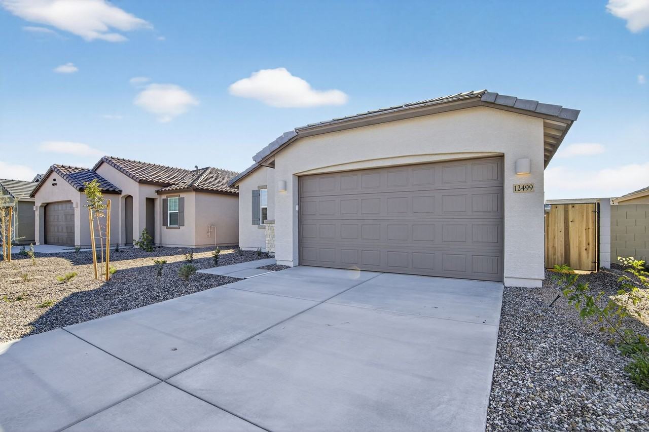 12499 E Verbina Ln - Photo 3 of 42
