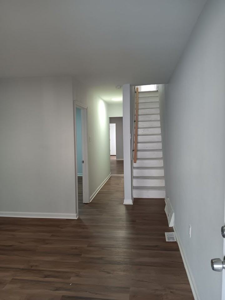 1012 Potter St - Photo 3 of 15