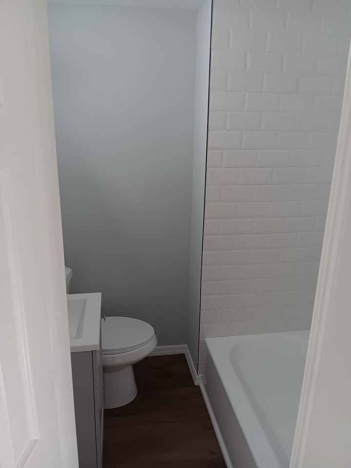 1020 Potter St - Photo 7 of 18