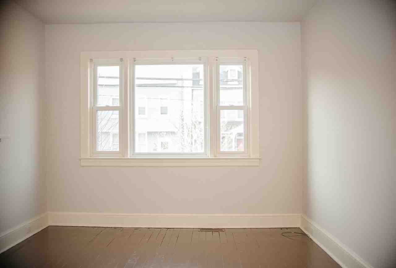 331 N 3rd St - Photo 5 of 38