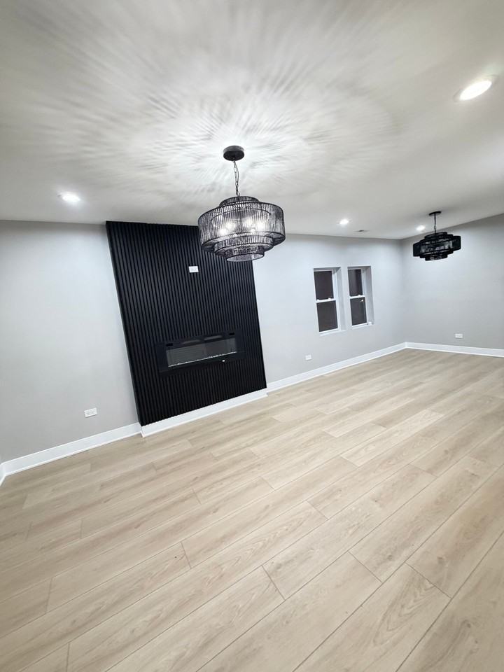 6350 S. St. Lawrence Ave. Chicago, IL 60637 - Photo 4 of 9