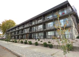 featured image of 900 Court St