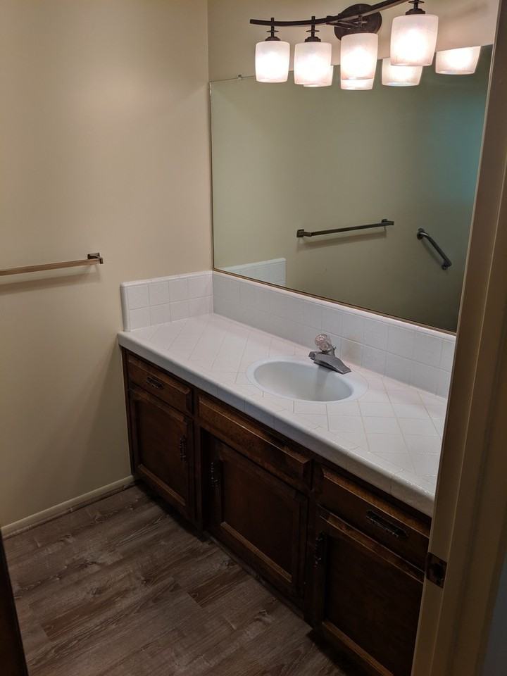 203 Patricia Ct - Photo 6 of 25