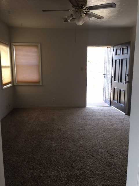 370 S Pratt St - Photo 3 of 3