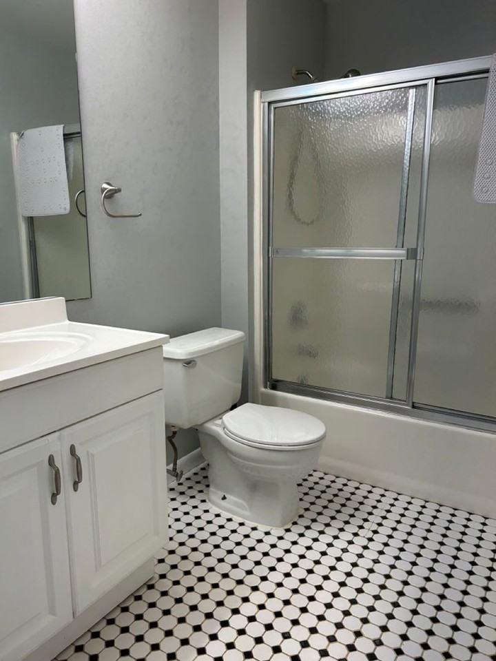 610 Noahs Lndg #303 - Photo 7 of 20