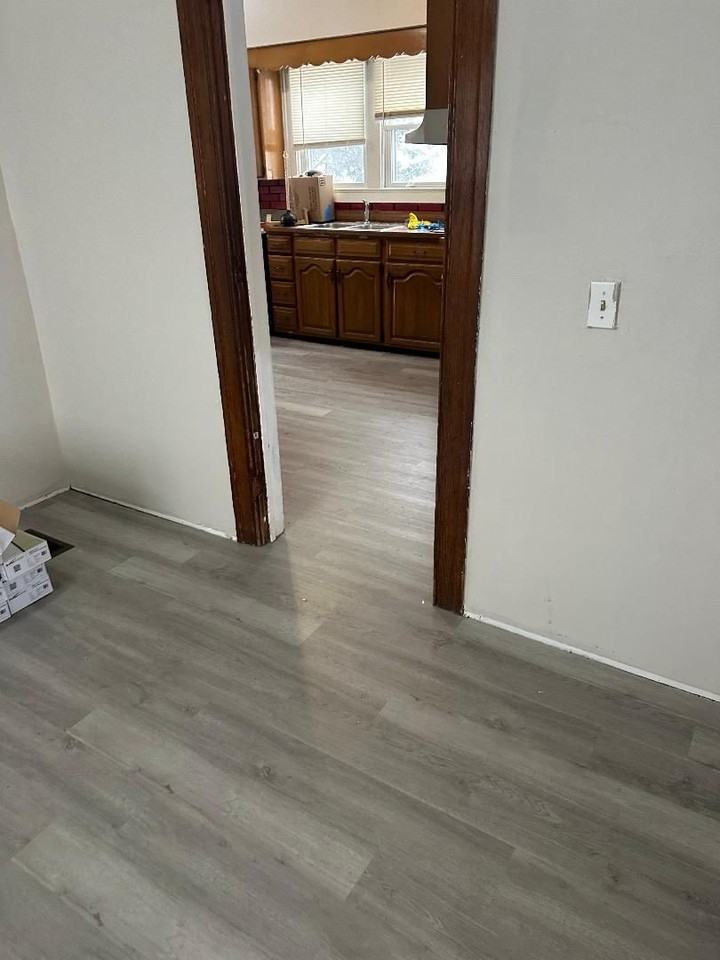 454 Augustine St - Photo 4 of 6