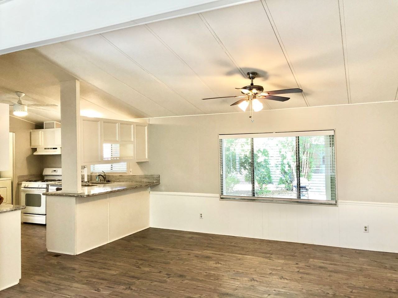 33259 Homestead Ln - Photo 7 of 50