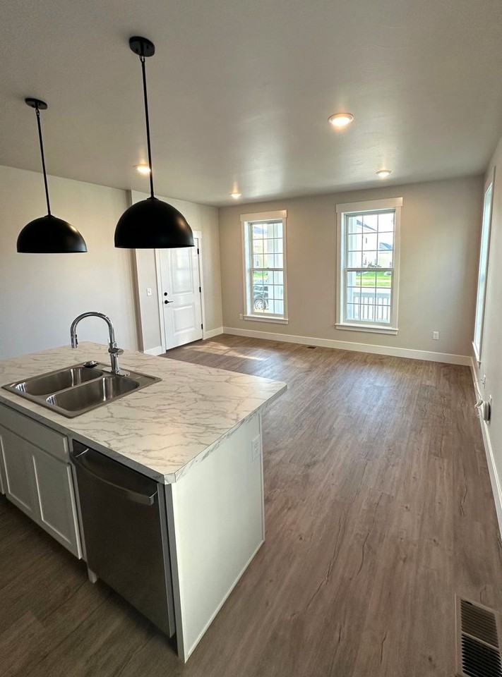 6029 Elysian Rd #101 - Photo 3 of 9