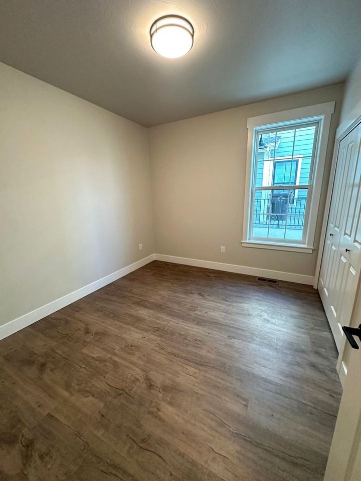 6029 Elysian Rd #101 - Photo 6 of 9