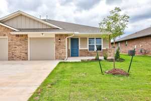 featured image of 634 Juniper St