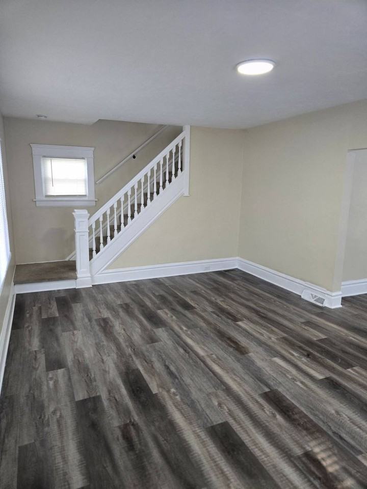 1007 Laurel Ave - Photo 7 of 21