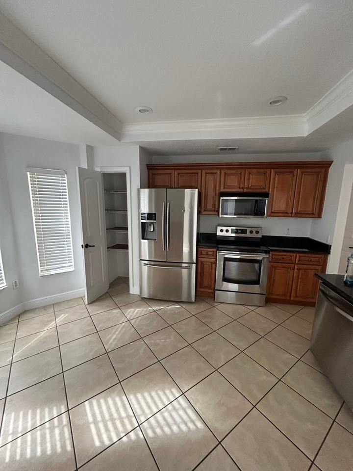 2130 Saddlewood Dr - Photo 4 of 14