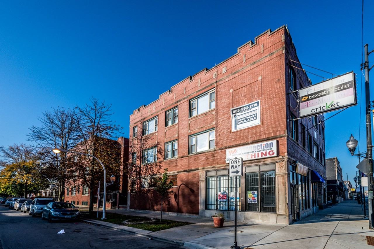 6306 S Fairfield Ave Chicago, IL 60629 - Photo 7 of 22