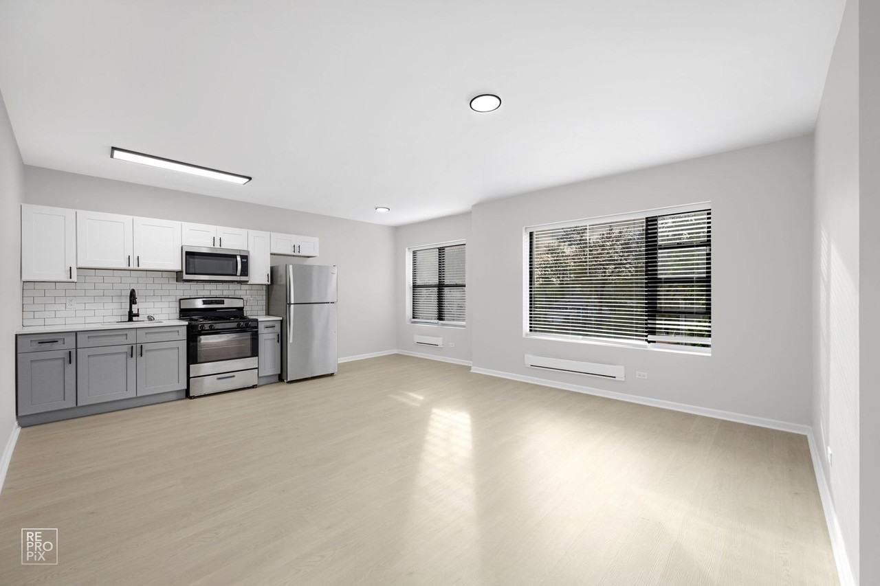 7706 South Coles - Photo 4 of 27