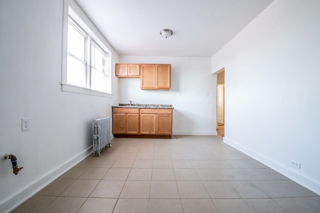 6705 S Michigan - Photo 5 of 20