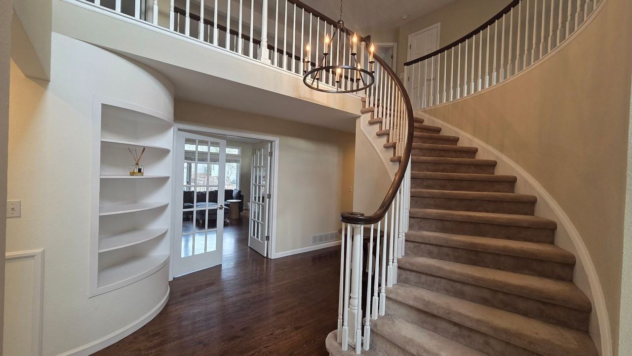 2165 Kincaid Pl - Photo 2 of 47