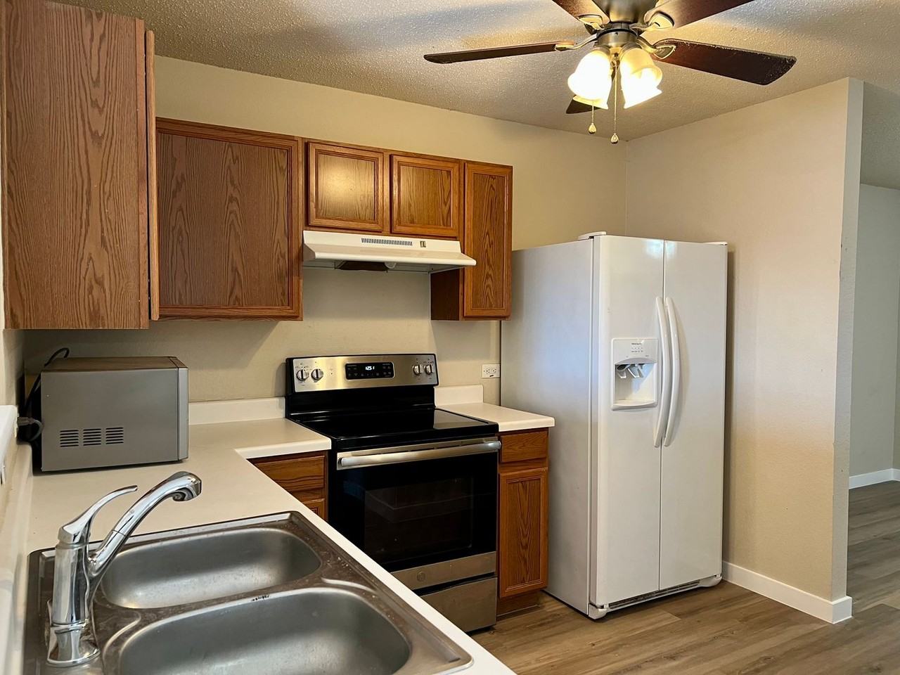 120 Maned Dr - Photo 6 of 15