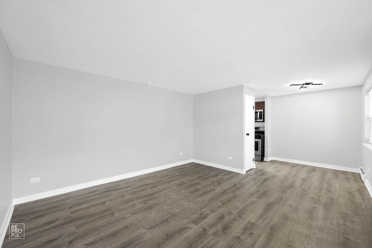 7800 S South Shore Dr Chicago, IL 60649 - Photo 6 of 12