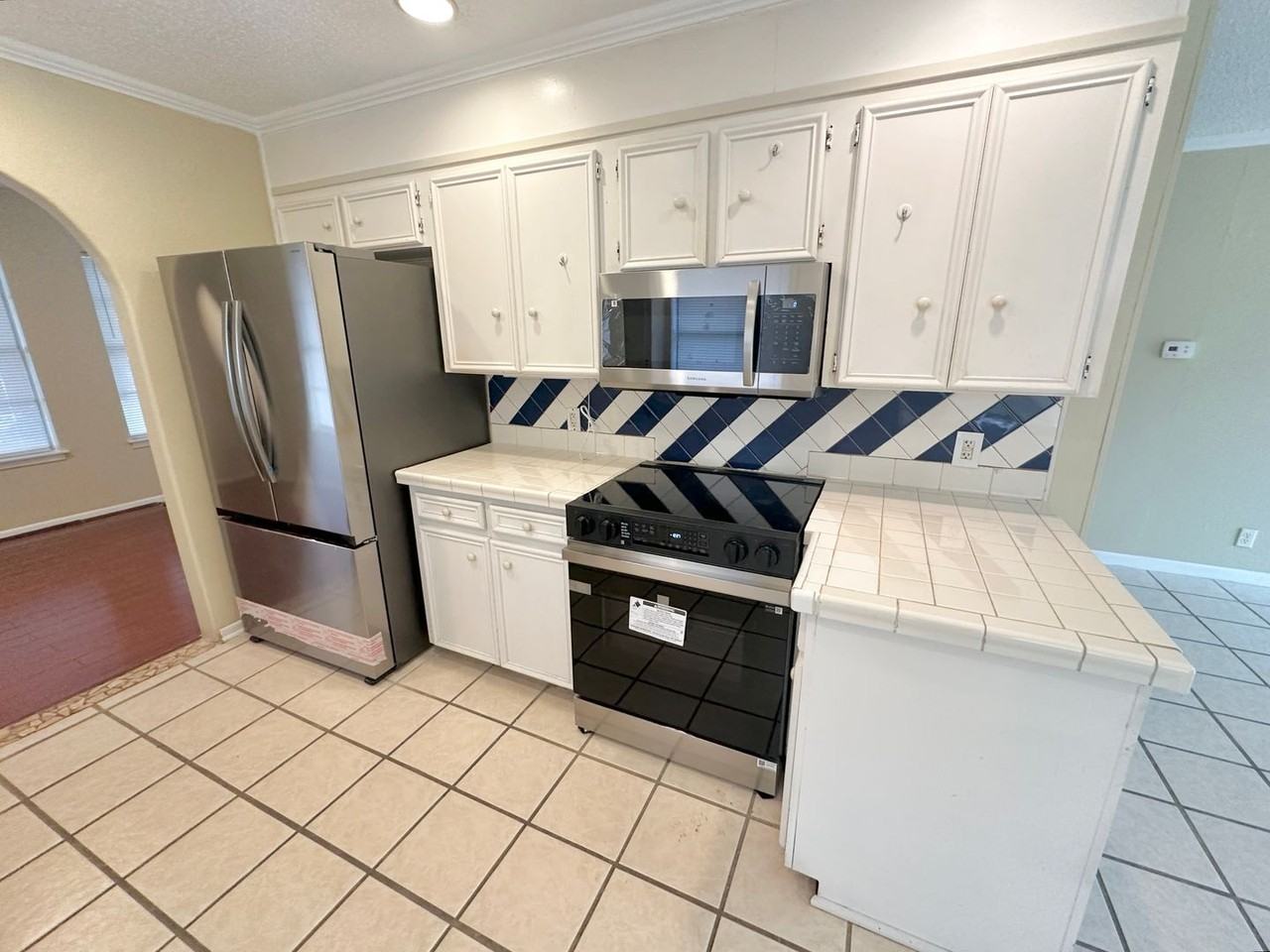 214 Timberline St - Photo 6 of 25