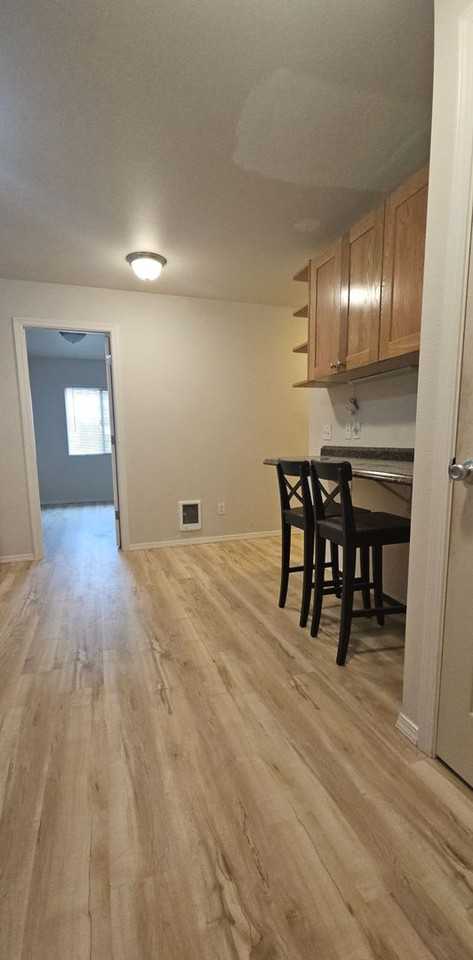 506 20th Ave Lowr - Photo 4 of 14