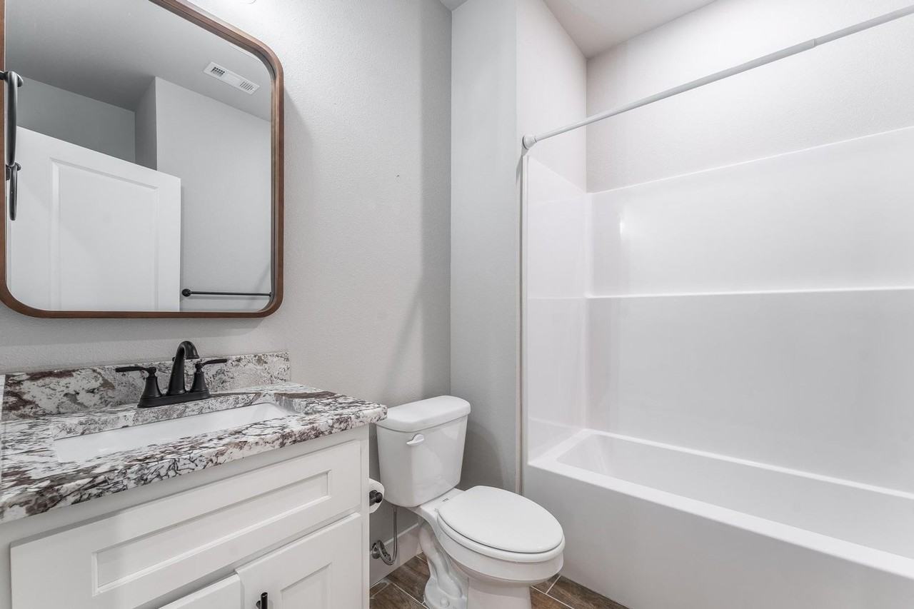 25 Gainsford Dr - Photo 5 of 20