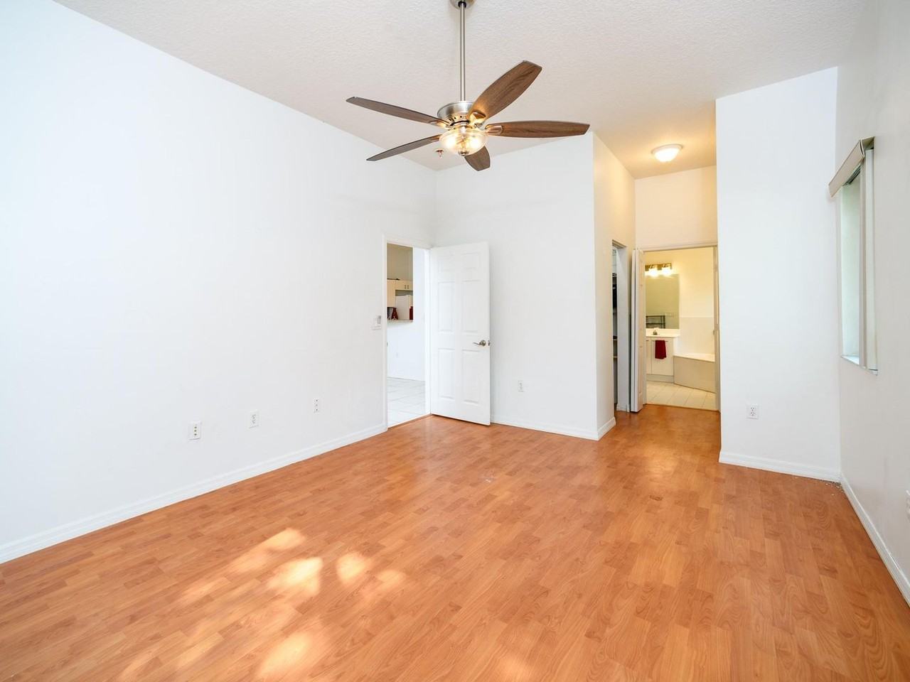 14186 Sw 32nd St - Photo 7 of 14