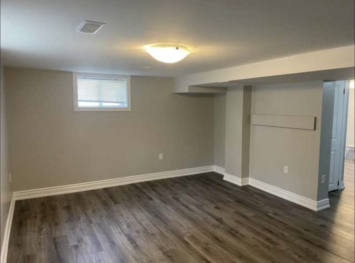 282 East 33rd St - Photo 7 of 10