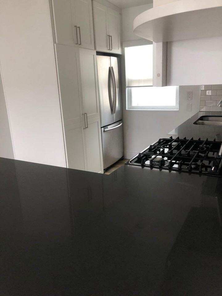 1810 12th St - Photo 6 of 12