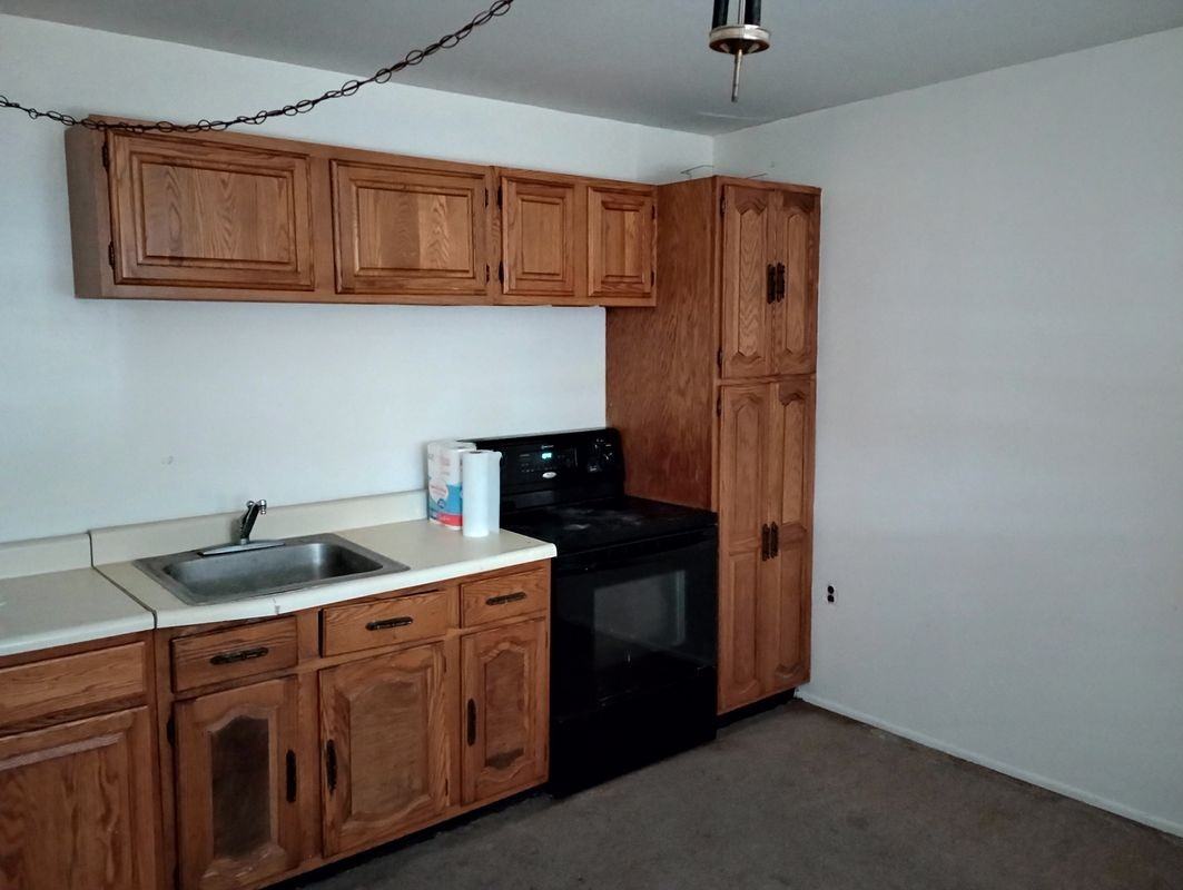 303 S Atlantic Ave E - Photo 6 of 7