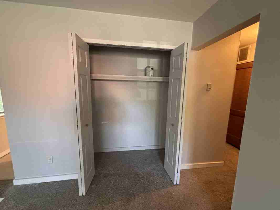 4072 Agnes Ave - Photo 2 of 12