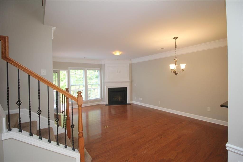 2132 Weldonberry Dr Ne - Photo 6 of 21